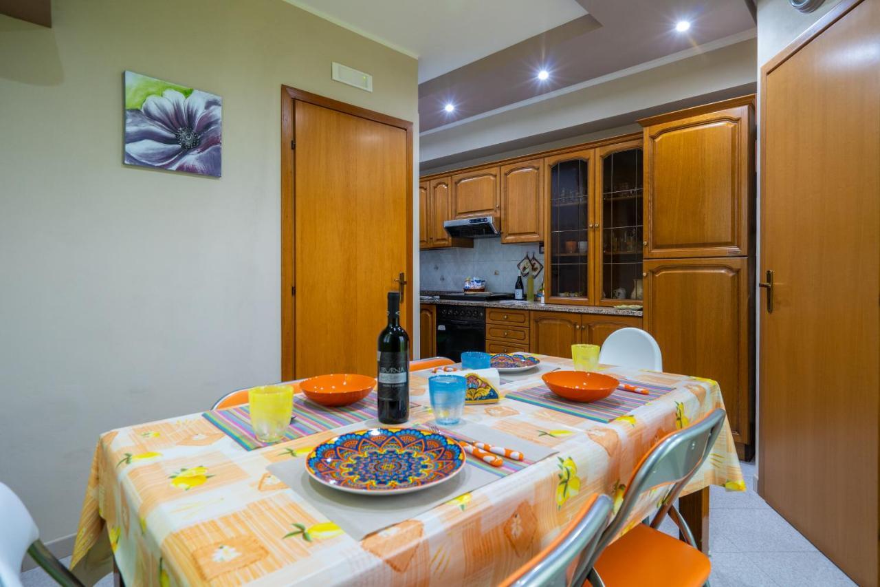Casa Vacanze Dell'Angelo San Mauro Castelverde Dış mekan fotoğraf
