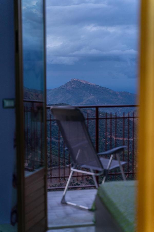 Casa Vacanze Dell'Angelo San Mauro Castelverde Dış mekan fotoğraf